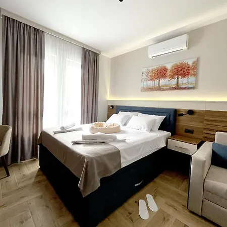 ćaka Luxury Rooms&restaurant Couette-café 3*