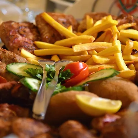 ćaka Luxury Rooms&restaurant Ćuprija