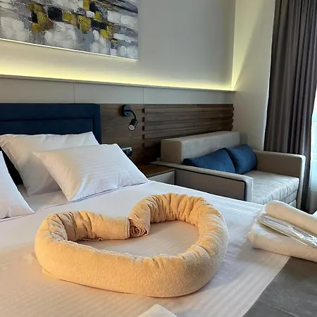 ćaka Luxury Rooms&restaurant Couette-café