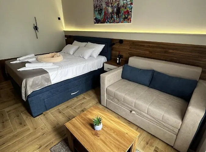 ćaka Luxury Rooms&restaurant