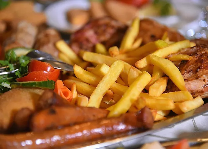 ćaka Luxury Rooms&restaurant Couette-café Ćuprija